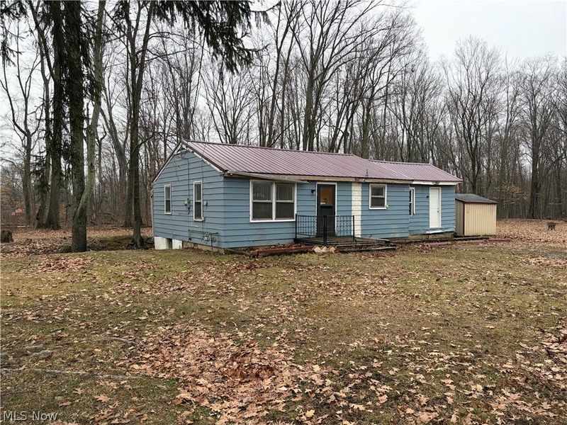 42082 Duquesne Street W, Columbiana, OH 44408 Photo 2