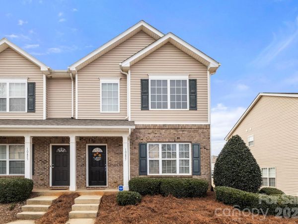 10457 Stokeshill Court , Pineville, NC 28134