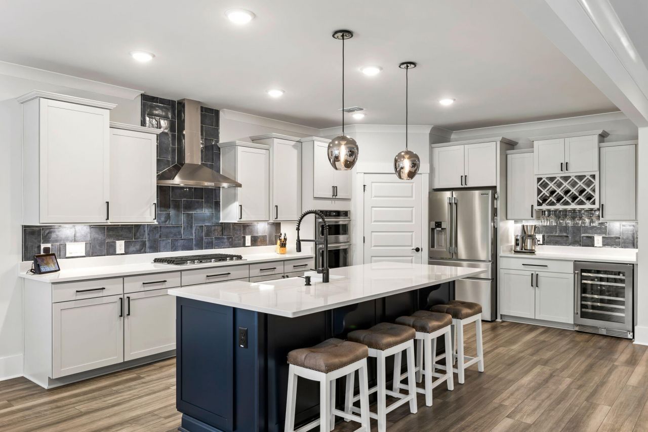 4345 Hugh Bennett Drive Photo 3