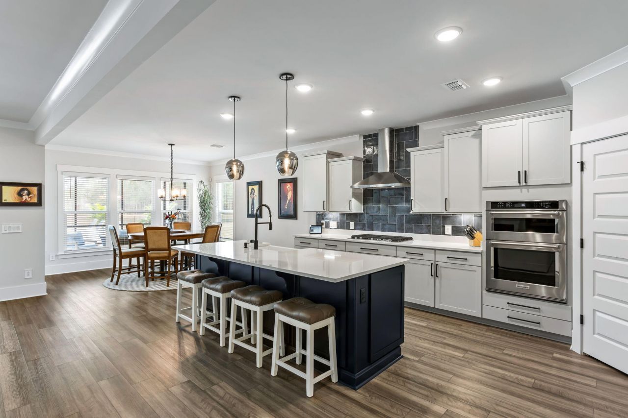 4345 Hugh Bennett Drive Photo 4