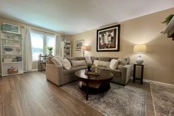 7870 Nummie Court photo 4