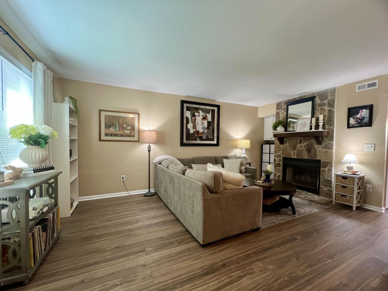 7870 Nummie Court Photo 6