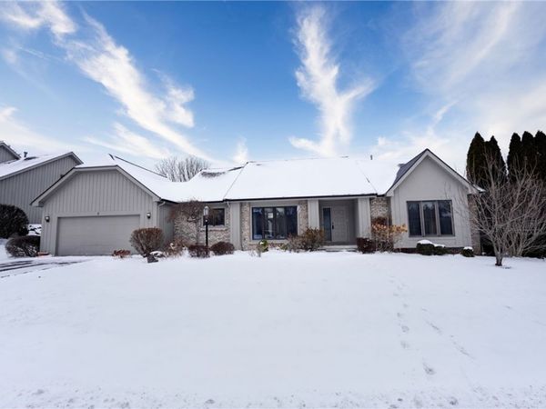 2 Dartmouth Court, Pittsford, NY 14534