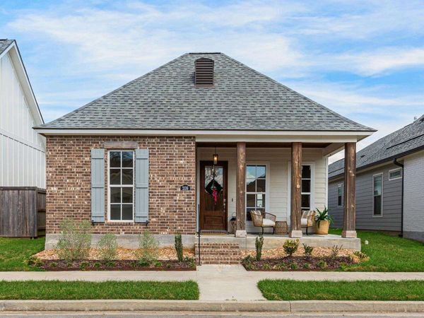 209 Manor House Lane, Lafayette, LA 70507