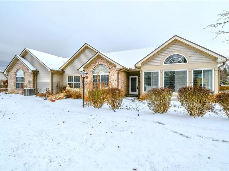 2151 Willow Run Circle, Mad River Township, OH 45323 Photo 1