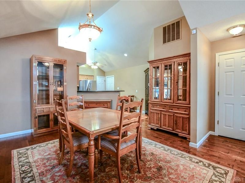 2151 Willow Run Circle, Mad River Township, OH 45323 Photo 5