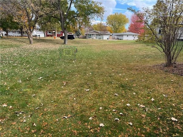 3220 Neptune Avenue, Eau Claire, WI 54703