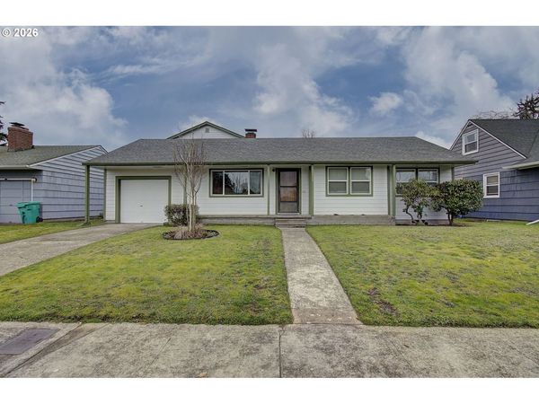 9234 SE SALMON ST, Portland, OR 97216