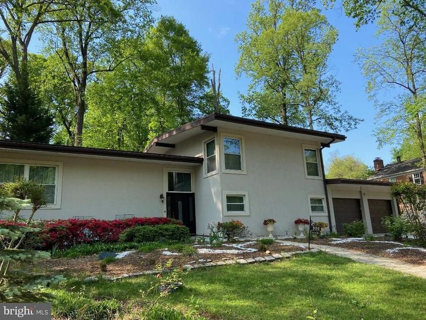 900 Azalea Drive , Rockville, MD 20850 Main Photo