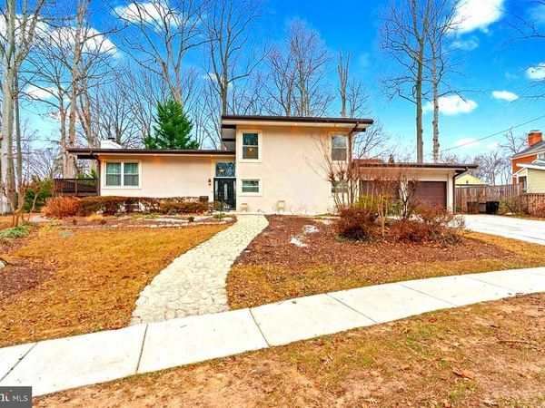 900 AZALEA DRIVE , ROCKVILLE, MD 20850