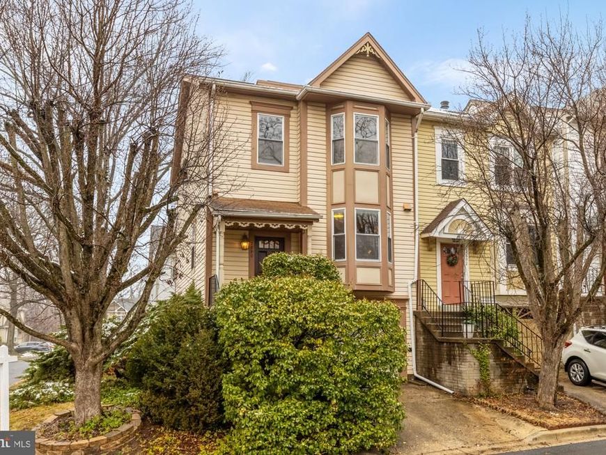 2890 Schoolhouse Circle , Silver Spring, MD 20902 Main Photo