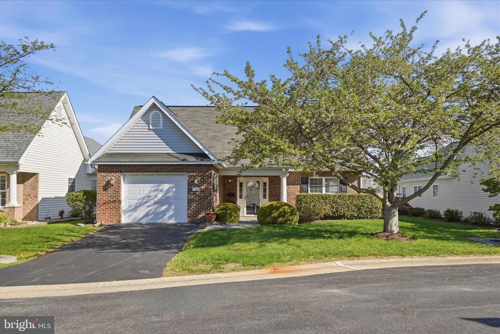 105 Cranberry Court, Winchester, VA 22602 Main Photo