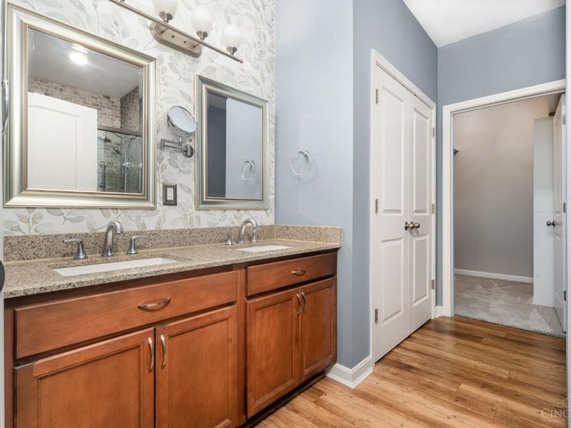 3503 Chestnut Park Lane, Unit 102, Miami Twp, OH 45002 Photo 11