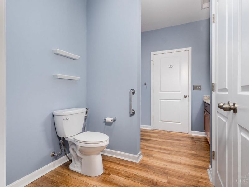 3503 Chestnut Park Lane, Unit 102, Miami Twp, OH 45002 Photo 13