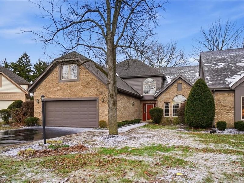 889 Timberlake Court, Kettering, OH 45429 Photo 2