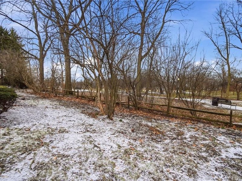 889 Timberlake Court, Kettering, OH 45429 Photo 52