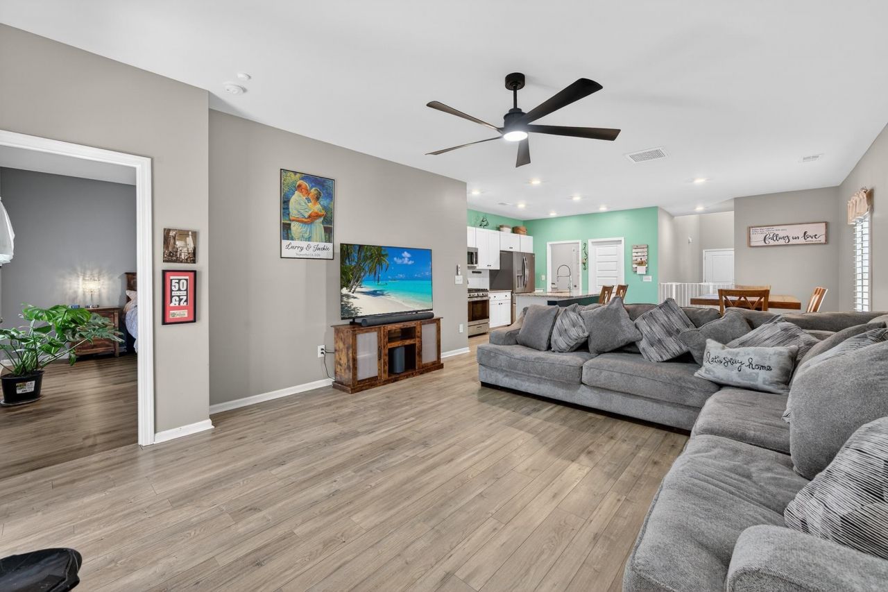225 Cypress Tree Loop Photo 15