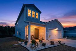 225 Cypress Tree Loop  photo 4