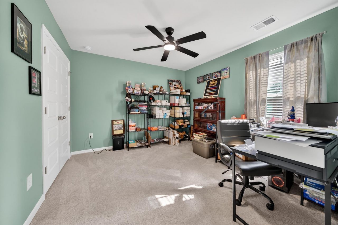 225 Cypress Tree Loop  Photo 31