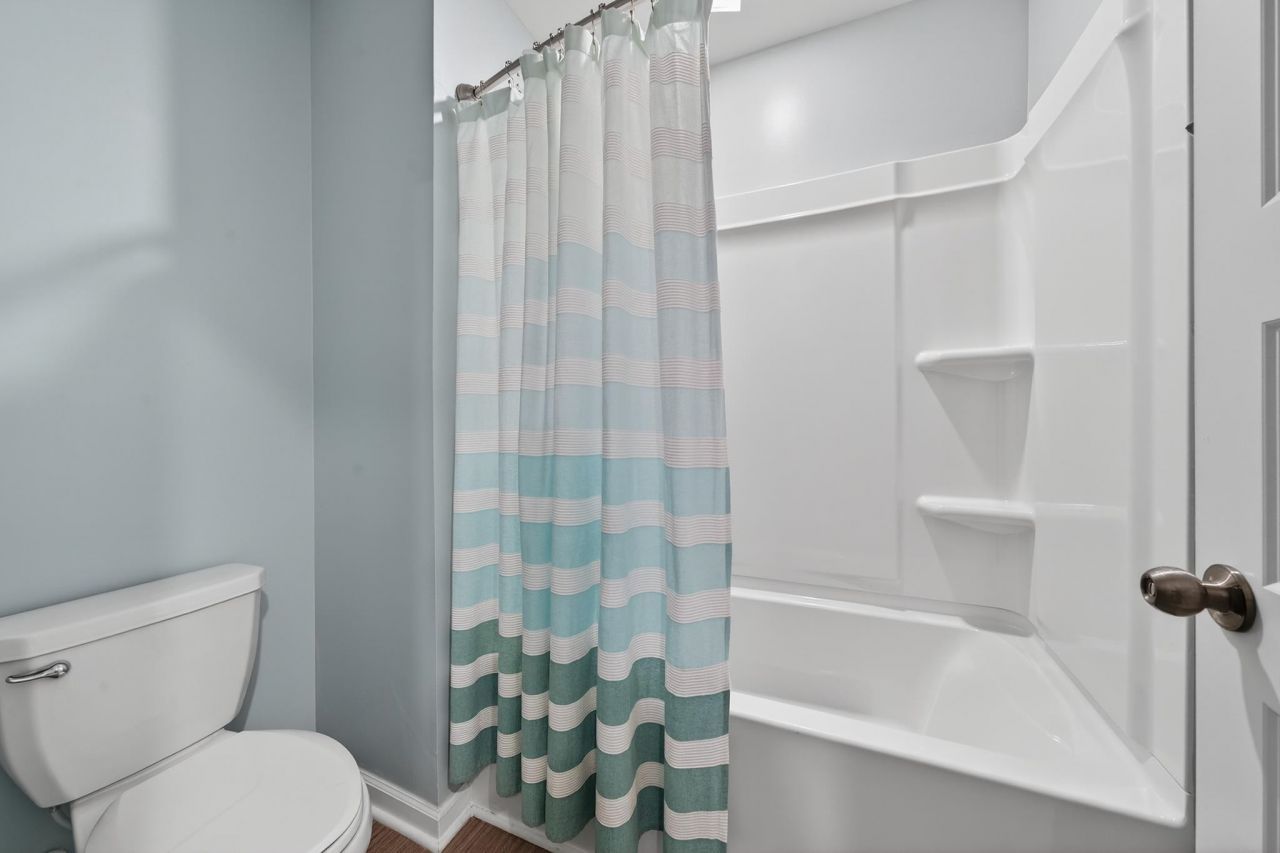 225 Cypress Tree Loop  Photo 33