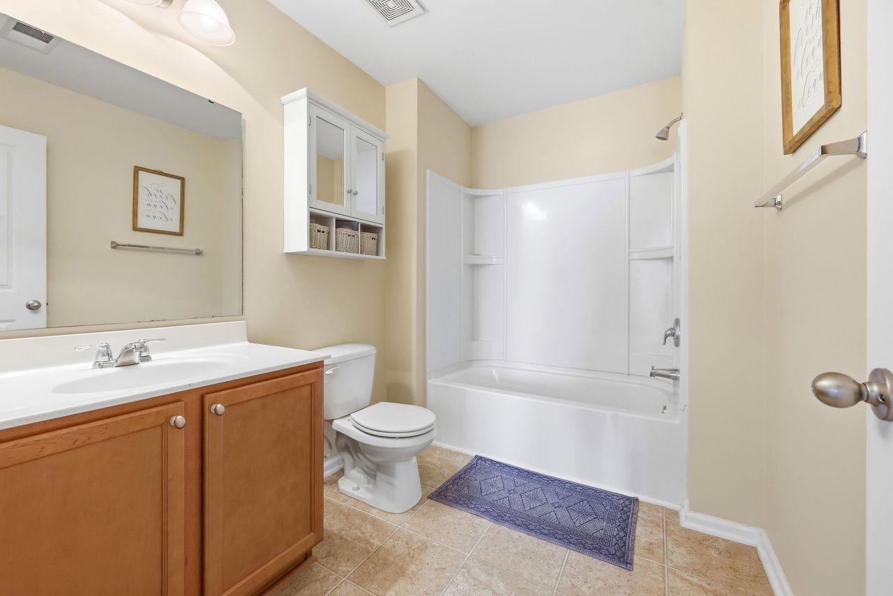 178 Parmelee Dr. Photo 16