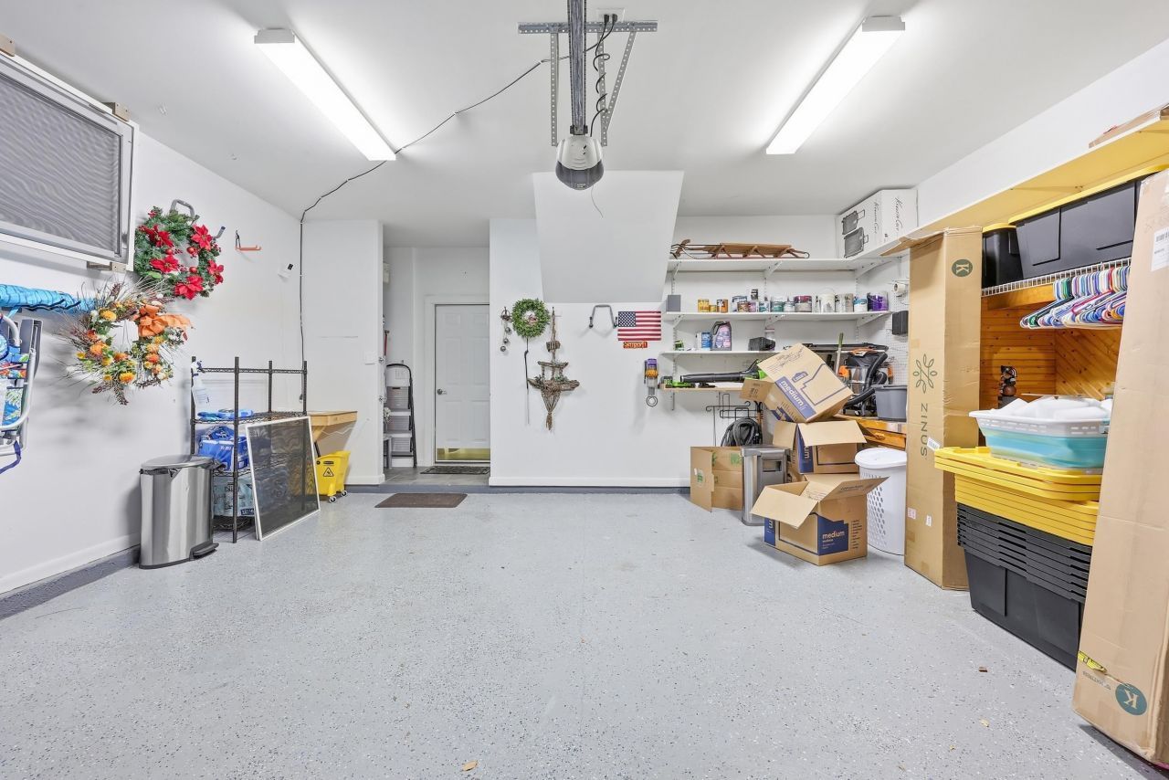 178 Parmelee Dr. Photo 23