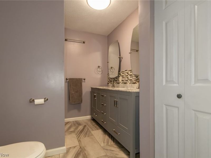 1259 E 351 Street, Eastlake, OH 44095 Photo 9