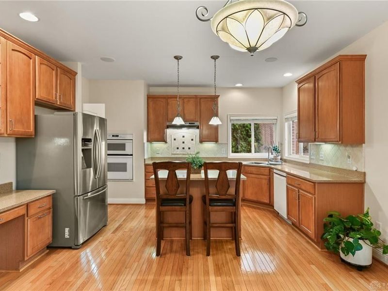 9764 Olde Georgetown Way, Centerville, OH 45458 Photo 4