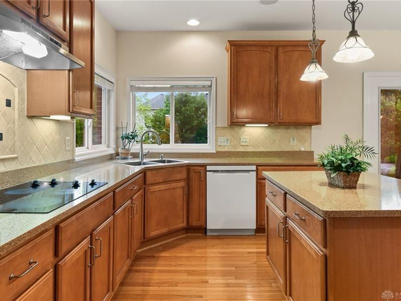 9764 Olde Georgetown Way, Centerville, OH 45458 Photo 8