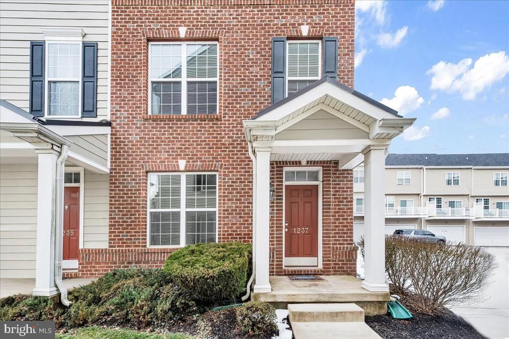 1237 Parish Avenue, Claymont, DE 19703 Main Photo