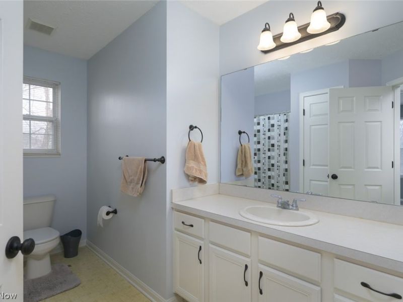 33011 Heartwood Avenue , Avon, OH 44011 Photo 33