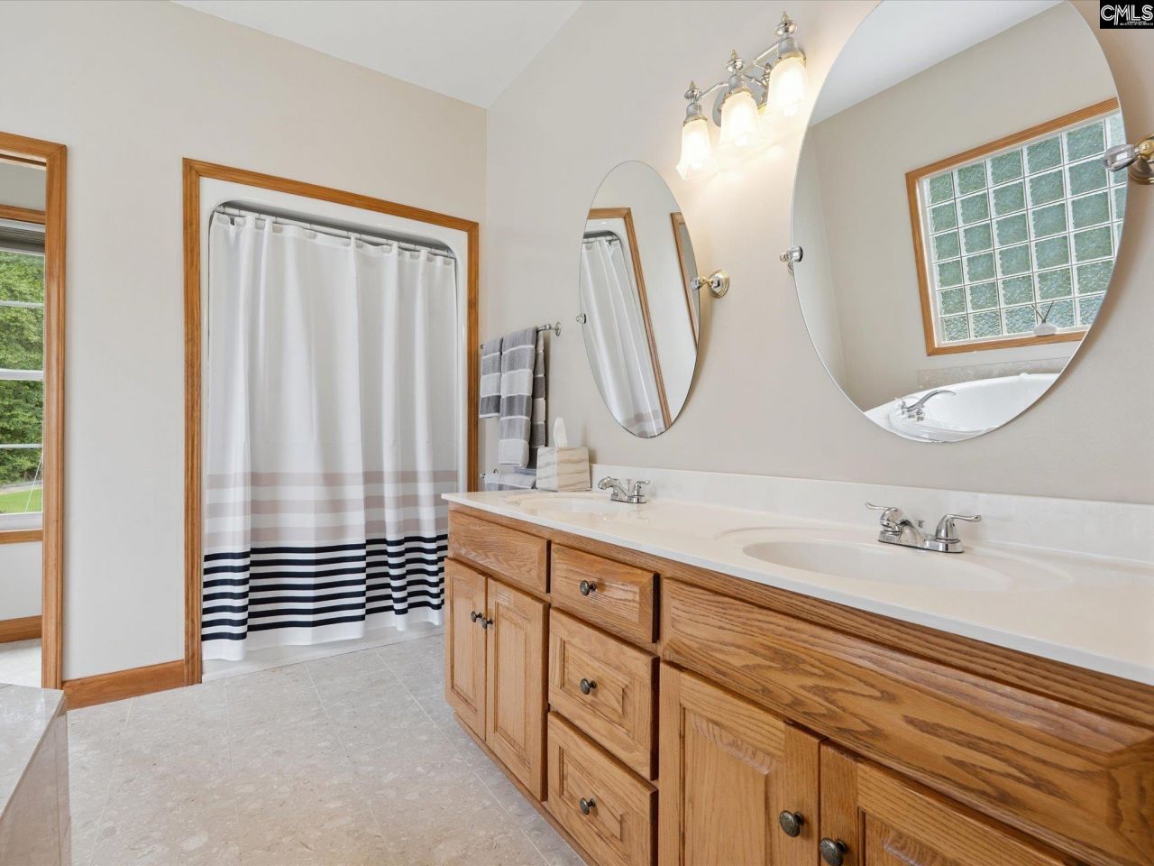 887 Living Waters Drive  Photo 9