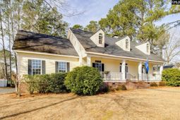 607 Frogden Court photo 4