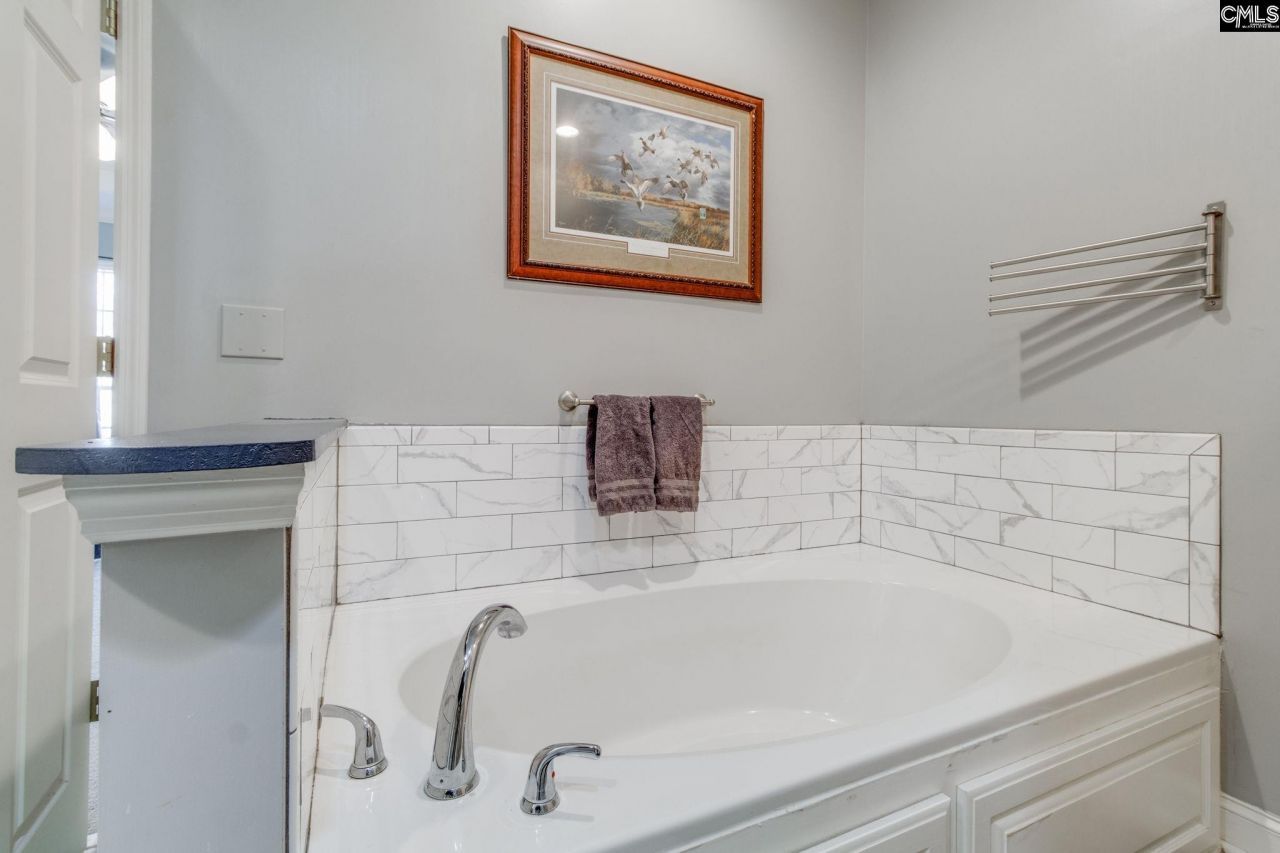 607 Frogden Court Photo 21