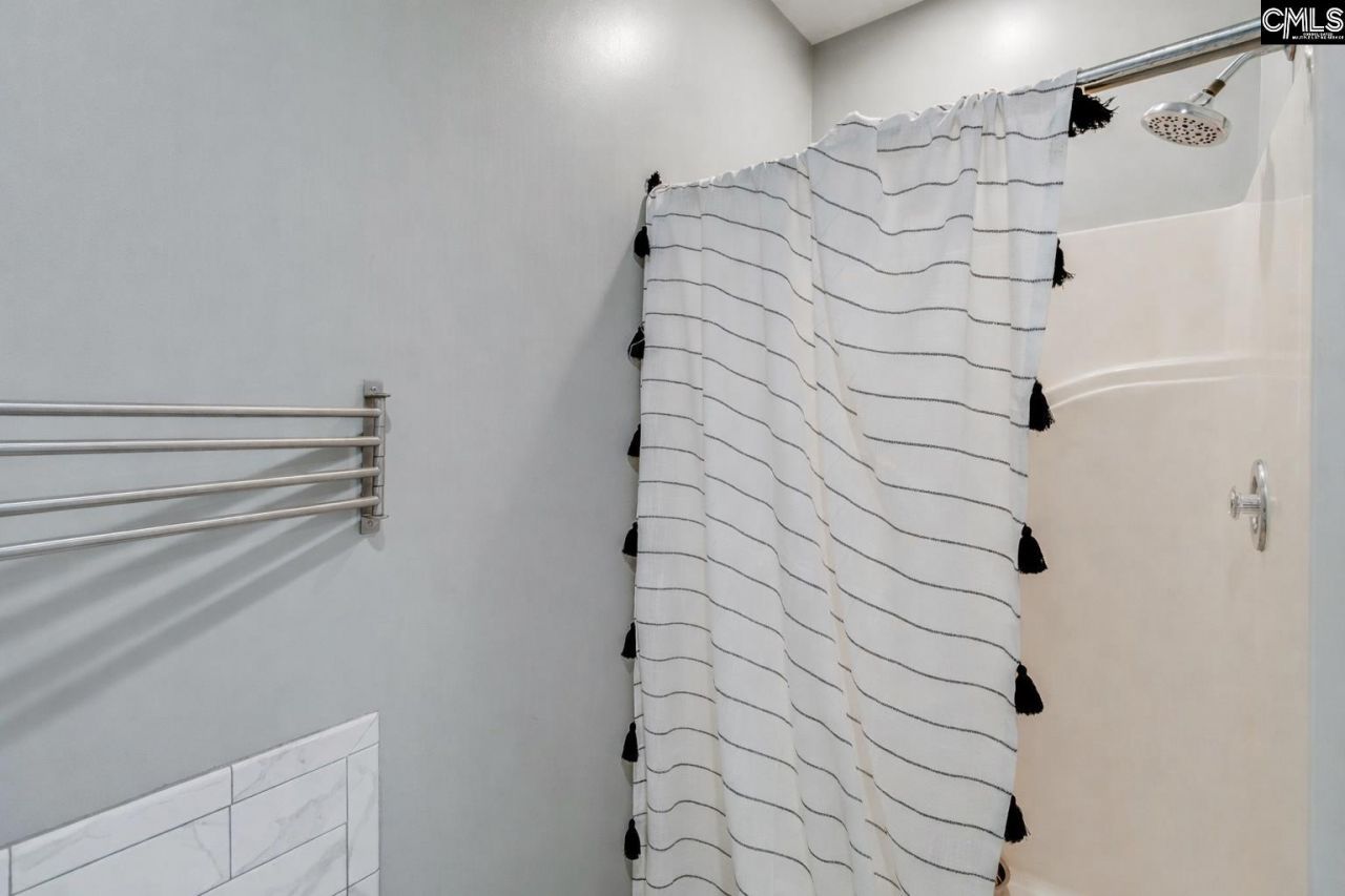 607 Frogden Court Photo 22