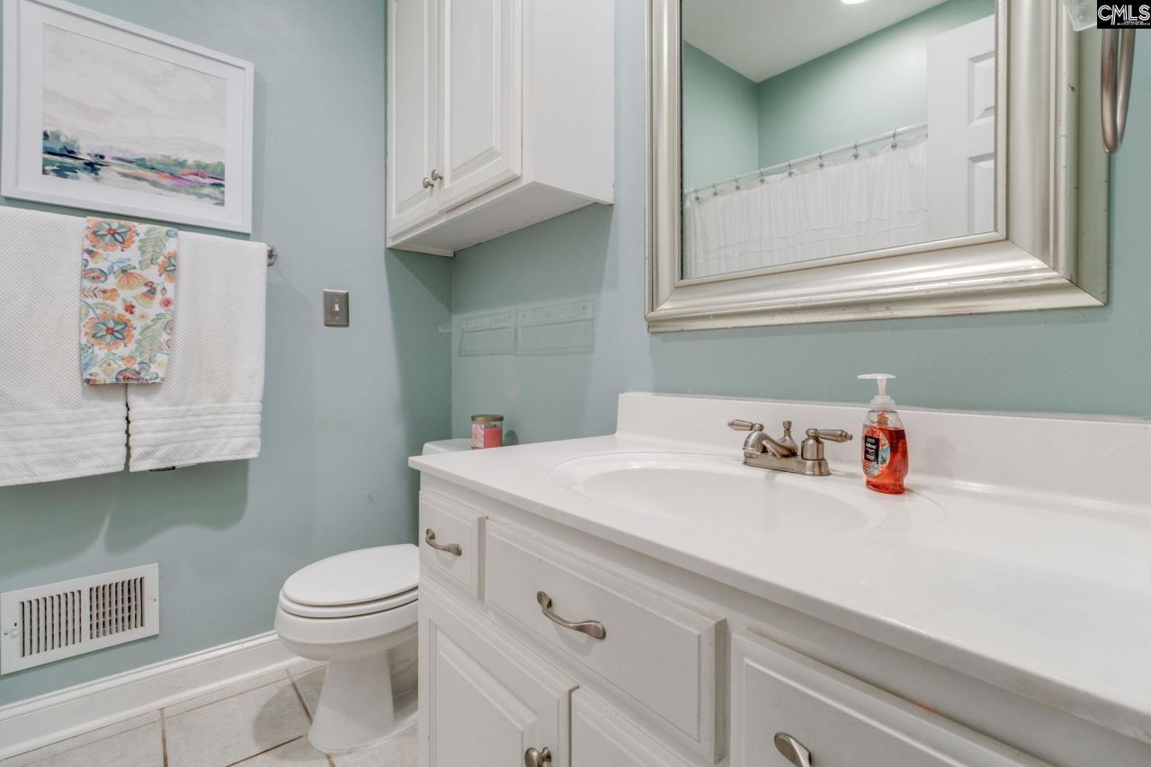 607 Frogden Court Photo 27