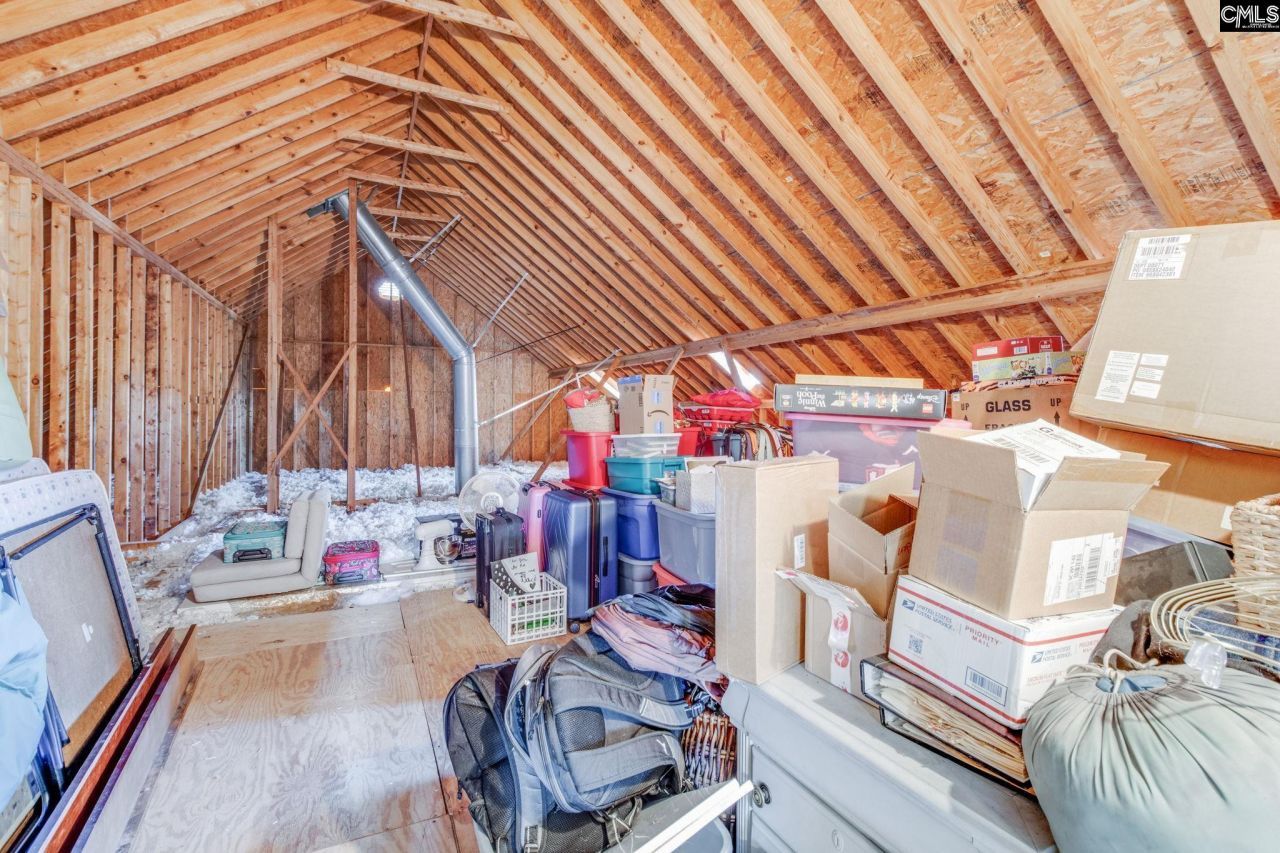 607 Frogden Court Photo 32