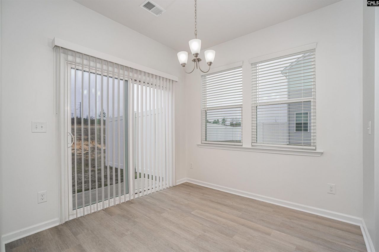 1024 Cornelia Street Photo 10