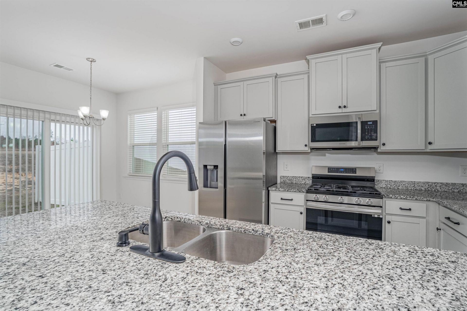 1024 Cornelia Street Photo 11
