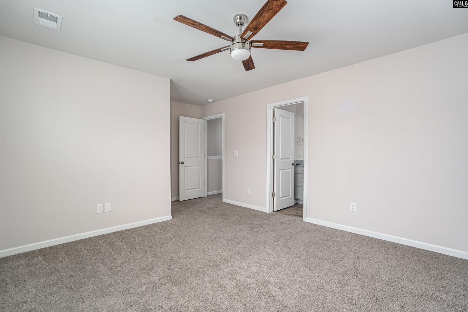 1024 Cornelia Street Photo 17