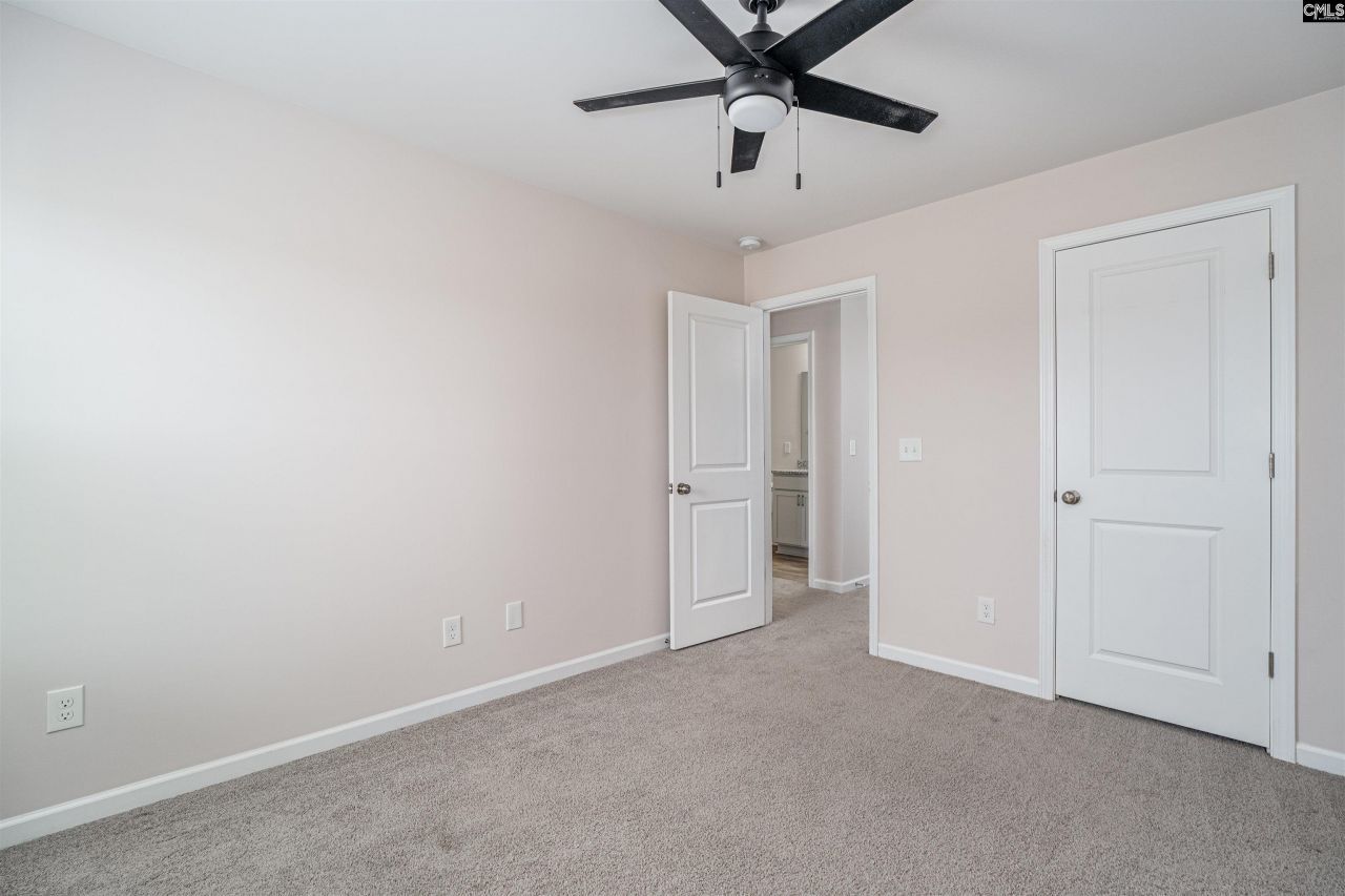 1024 Cornelia Street Photo 23