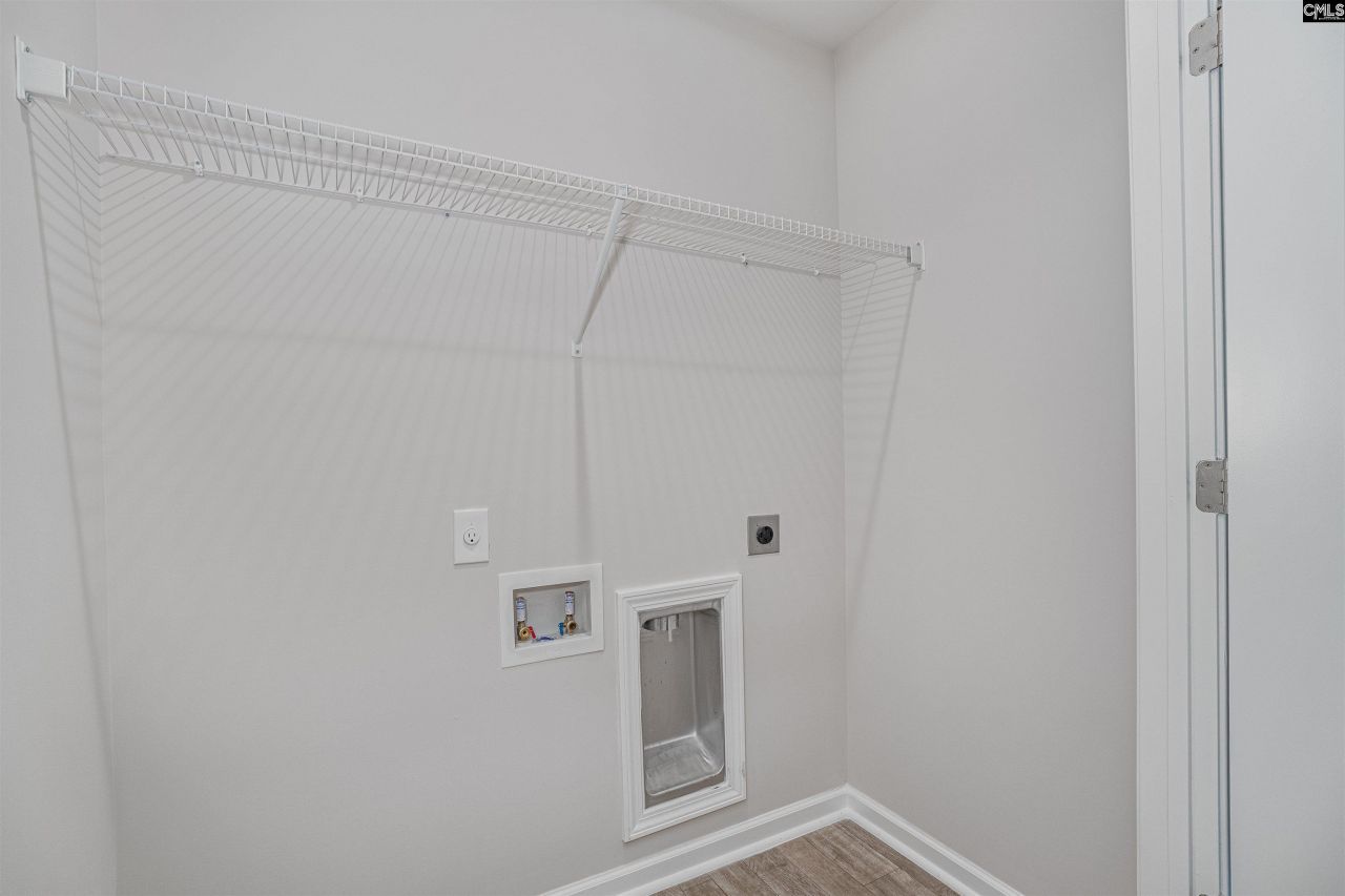 1024 Cornelia Street Photo 27