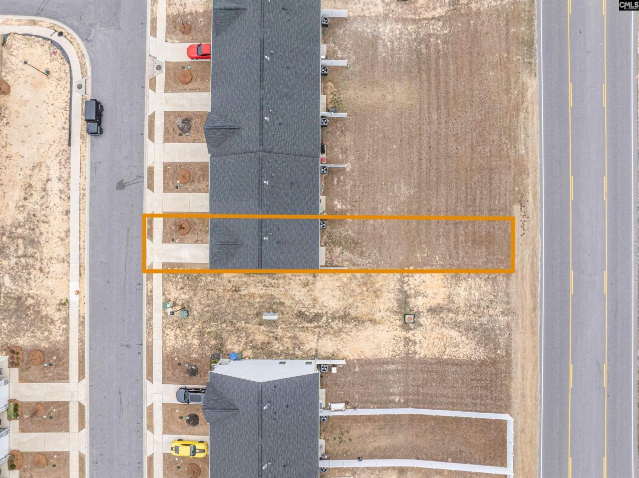 1024 Cornelia Street Photo 39