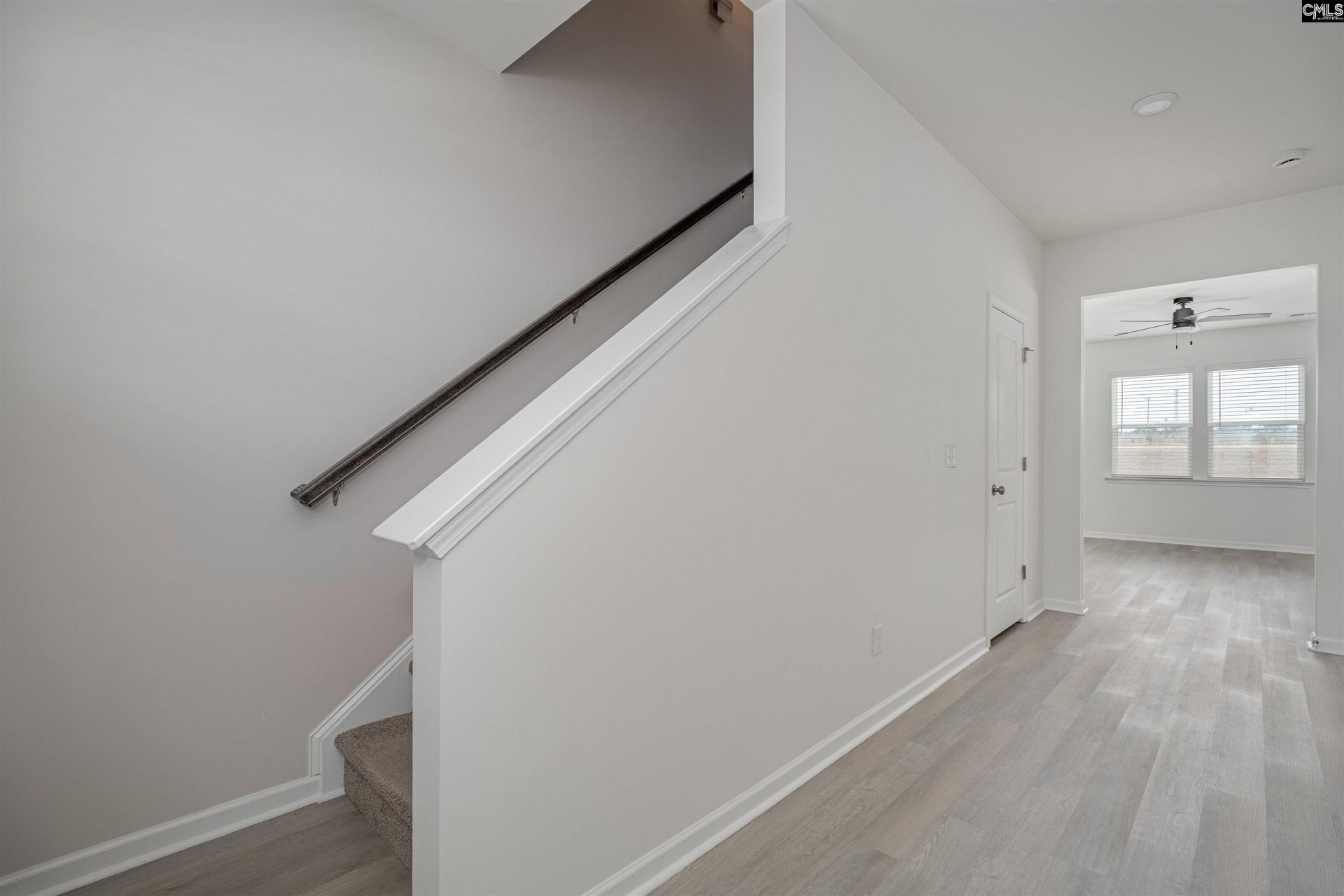 1024 Cornelia Street Photo 4
