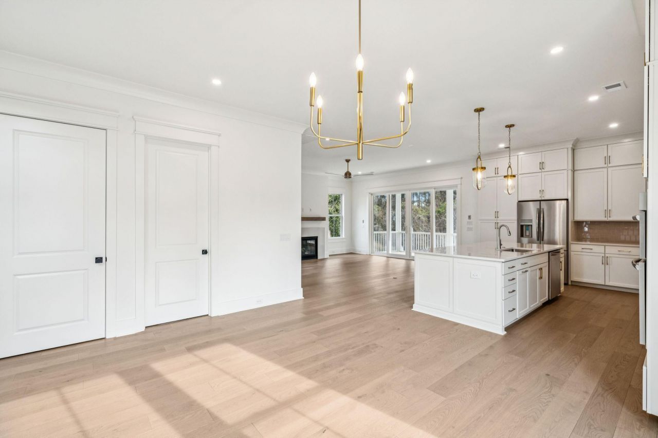 1460 Periwinkle Drive Photo 13