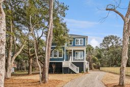 1460 Periwinkle Drive photo 4