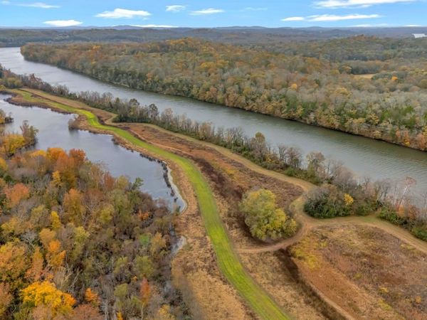 2700 Canoe Branch Rd, Lebanon, TN 37087