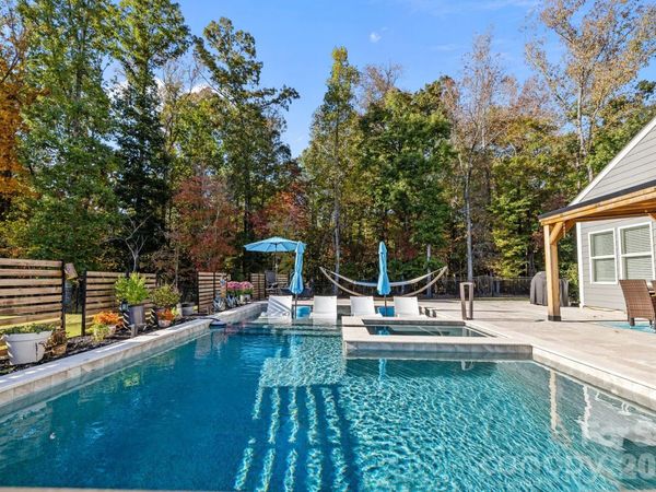 1512 Trevino Way , Waxhaw, NC 28173