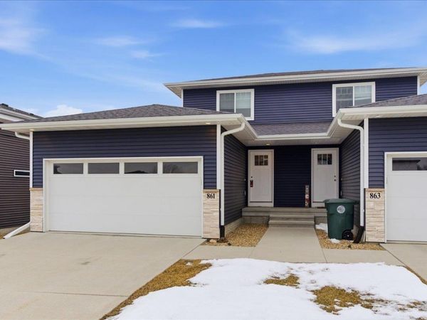 861 Grindstone Circle, Waterloo, IA 50702