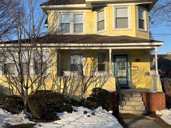 89 Marion Street, Unit 2, Lynbrook, NY 11563